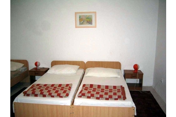 Croazia Privát Dingač, Esterno